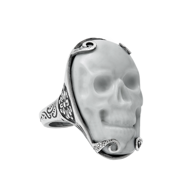 Anillo Calavera grande plata con Howlita